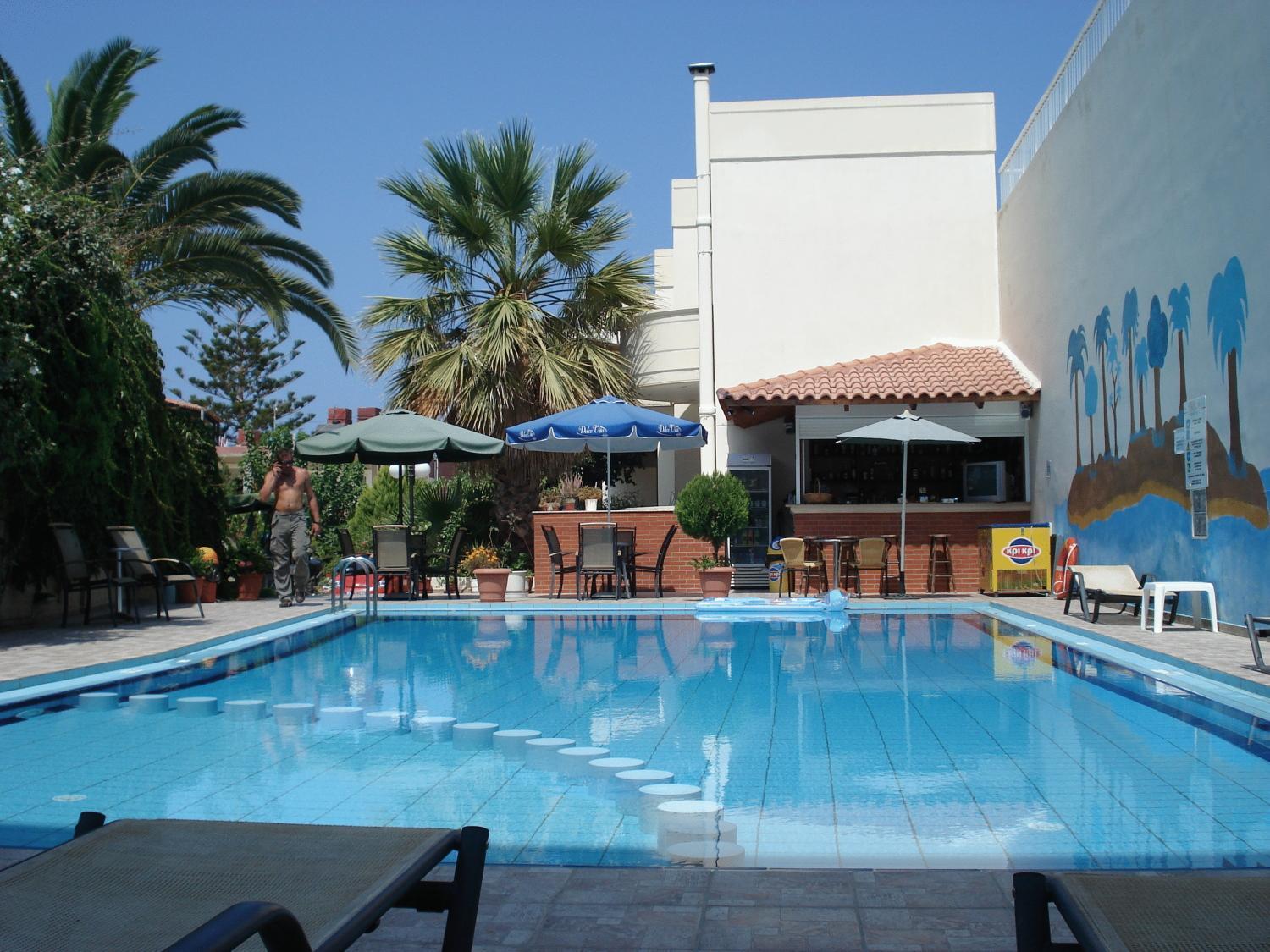 Akatos Hotel Agia Marina 외부 사진