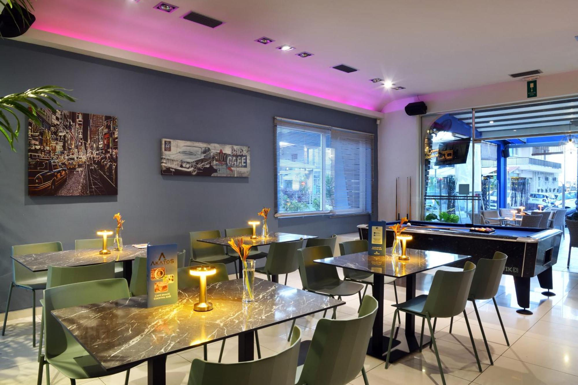 Akatos Hotel Agia Marina 외부 사진
